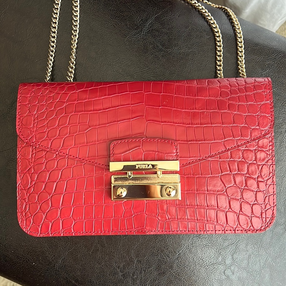 Furla Julia Embossed Leather Pochette Shoulder Bag in Red
